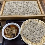 そば処おにひら - おにひら蕎麦と
            きのこ鴨汁蕎麦