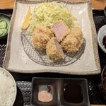 とんかつ わか葉 - ご飯と赤出汁は一回ずつおかわり出来るそうです｡⁠◕⁠‿⁠◕⁠｡