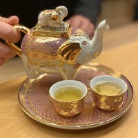 美会 - ・特製のお茶