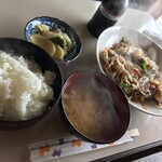 喫茶 三和 - 野菜炒め定食