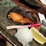 囲坊主 - 鮭の寒風干し