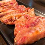 韓国料理と炭火焼肉 亀 - 