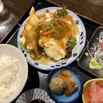 魚亥子 - あんかけ（何のお魚か忘れてしまいました）の定食