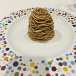 ル・ピックアシエット - 中にアイスが入ってる、食べたことの無い『モンブラン』