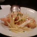 頂頂 - ディンディン　大正海老と黄ニラの炒め