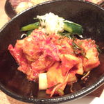 焼肉問屋 牛蔵 - キムチ盛り合わせ