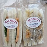 ハサミヤオオトモ - ハムチーズとペッパーたまご？サンド。どちらも¥290
