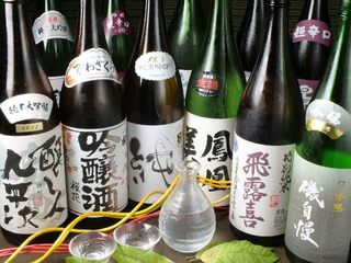 h Chararicharari - こだわりの日本酒も多種揃えてます！！
