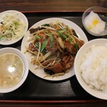 珍味閣 - ニラレバー炒め定食