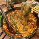 炭火焼肉　じもんじゅ - テグタン麺辛め