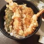 うおやす - 天丼　980円