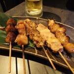 Koshitsu Ando Yakitori Torigen - 焼鳥5種盛り