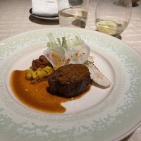 ベージュ アラン・デュカス 東京 - 