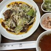 瀧 - 料理写真:回鍋肉ランチ。ランチはライス、スープ、小鉢、サラダ付き900円。