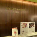 PIERRE HERME PARIS - 