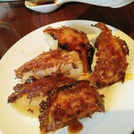 ブラーノブラーノ センター南バル - 餃子770円（税込）