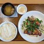 ガスト - 料理写真:焼き九条ネギのもろみチキン膳 1,000円