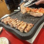 韓国料理 豚とんびょうし - 