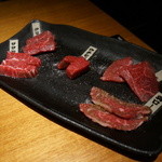 和牛焼肉 匠家 - エージングビーフ赤肉5種類盛（1580円）