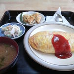 あほだら亭 - 今日は土曜日、4番オムライスです。