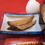 レバニラや金太郎 - 何気に嬉しいいぶりがっこ(^o^)