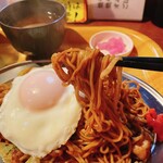 橙屋 - 麺リフトです。細くて柔らかい麺です