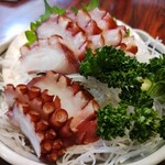 丸千葉 - たこ刺身。