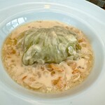 飛行船スタイル 南條 - 海老クリームソースのロールキャベツ