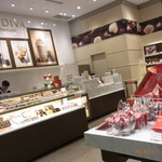 GODIVA - べっぴんさんばかりです。