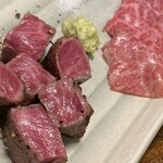 Oyster and Wine Bar RITZ - 上州黒毛和牛A540日熟成　いぼちの刺し身、炙り、ステーキセット