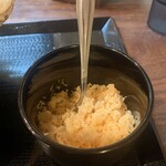 うどん満月 - 天かす