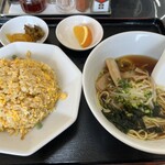 麺吉 - 炒飯+ミニラーメン