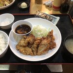 すすきの食堂  - とりの唐揚げ定食（おろしポン酢）＊とろろ、海苔