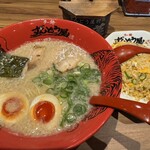 ラー麺 ずんどう屋 - 