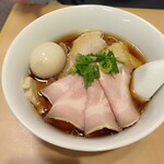 らぁ麺 和來 - チャーシュー麺に味玉トッピング