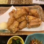 北の家族 - ザンギ定食　880円