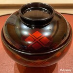 御料理 寺沢 - 特注の秀衡塗の椀