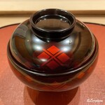 御料理 寺沢 - 特注の秀衡塗の椀