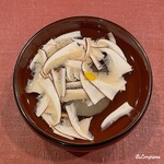御料理 寺沢 - 名残の松茸と丸大根の丸出汁の椀