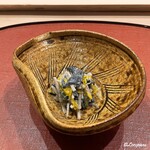 御料理 寺沢 - クロカワ､林檎､胡瓜､菊花の胡桃和え