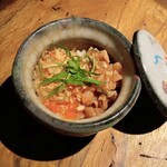 Yokoyama - TKG　桜のチップの燻製　
      鰤のハラミの漬け
      赤酢のシャリ