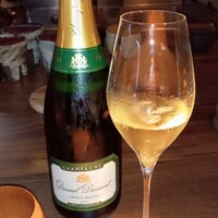 yokoyama - ワインペアリング。まずはシャンパーニュ。