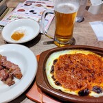 サイゼリヤ - ミラノ風ドリア、ラム串焼き、生ビール