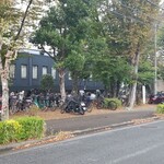 キッチン ブルー グローブ - こちらにもチャリ！何故？