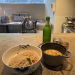 名前のないラーメン屋 - 好きすぎるので違う画角からも