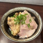 麺屋 七利屋 - チャーシュー丼