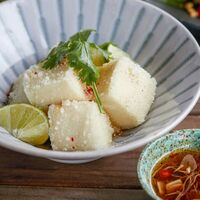 シルキン豆腐　オリジナルスパイス揚げ