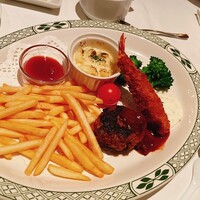 ロウリーズ・ザ・プライムリブ 恵比寿ガーデンプレイス店 - 