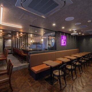 2階あります！プロジェクター完備で貸切も可能！