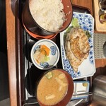 炭火焼食堂 こがね屋 - 